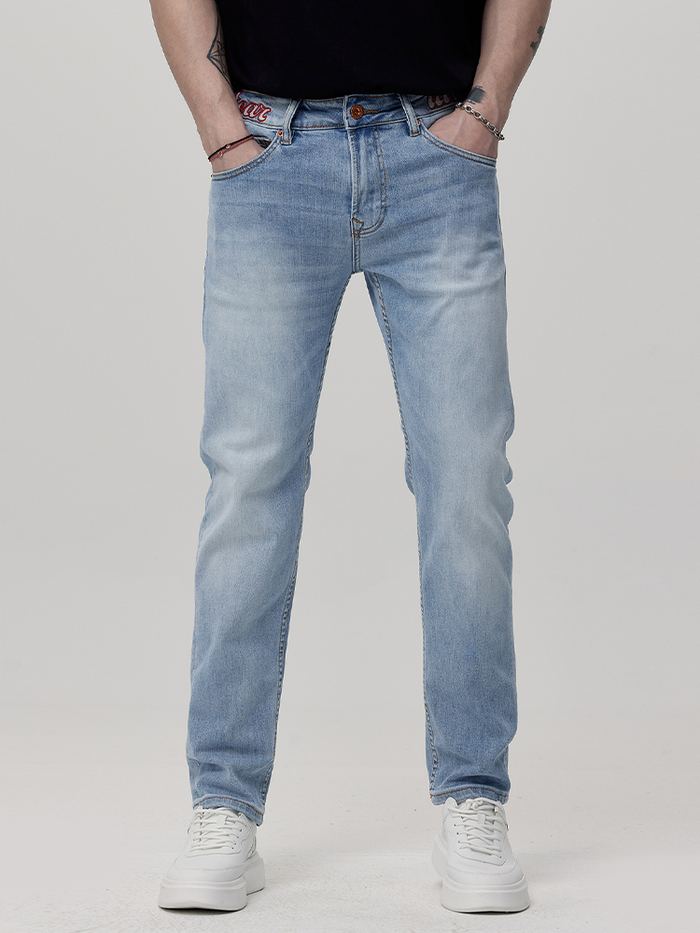 0376 featured jeans