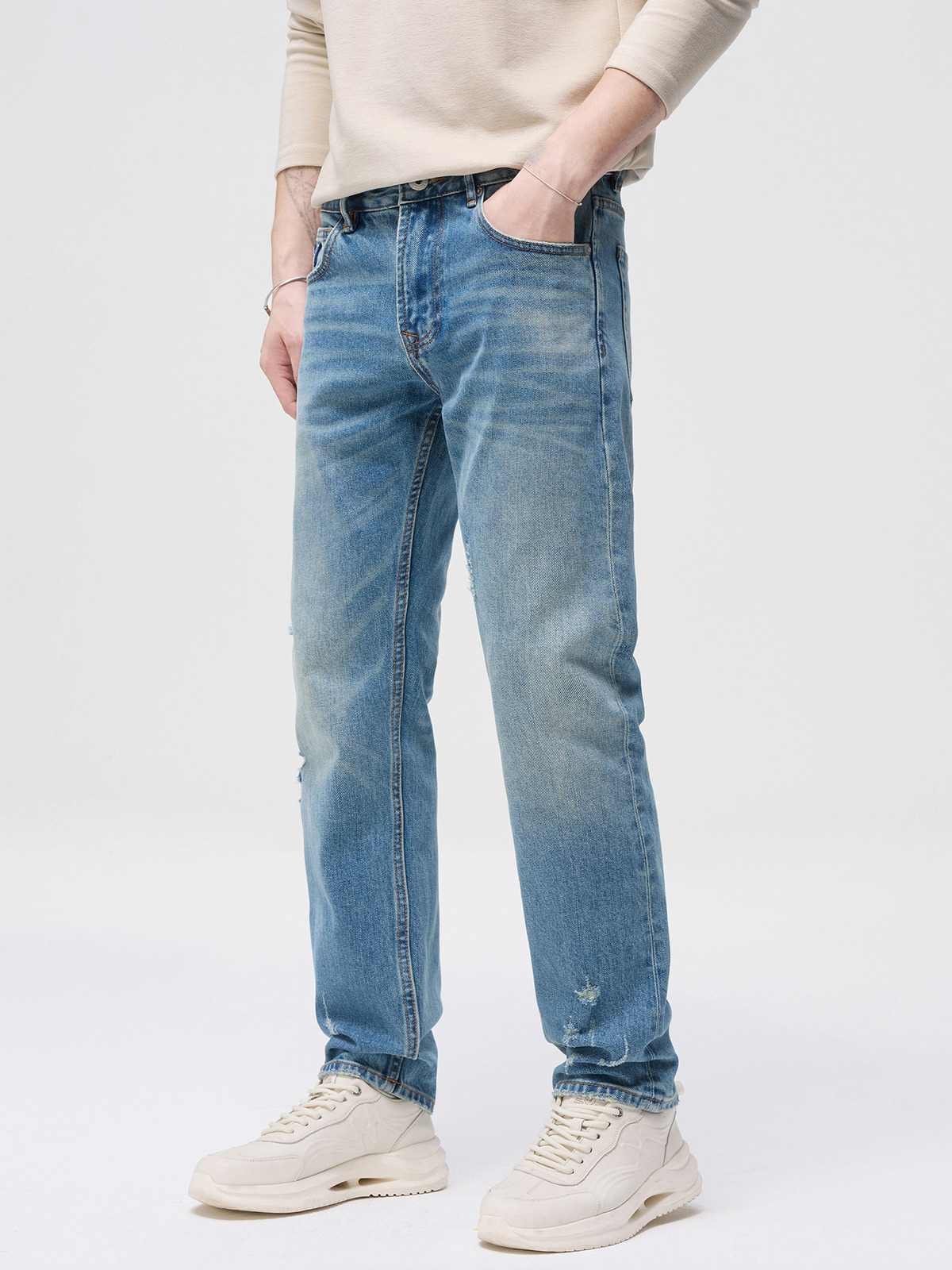 Model angle view