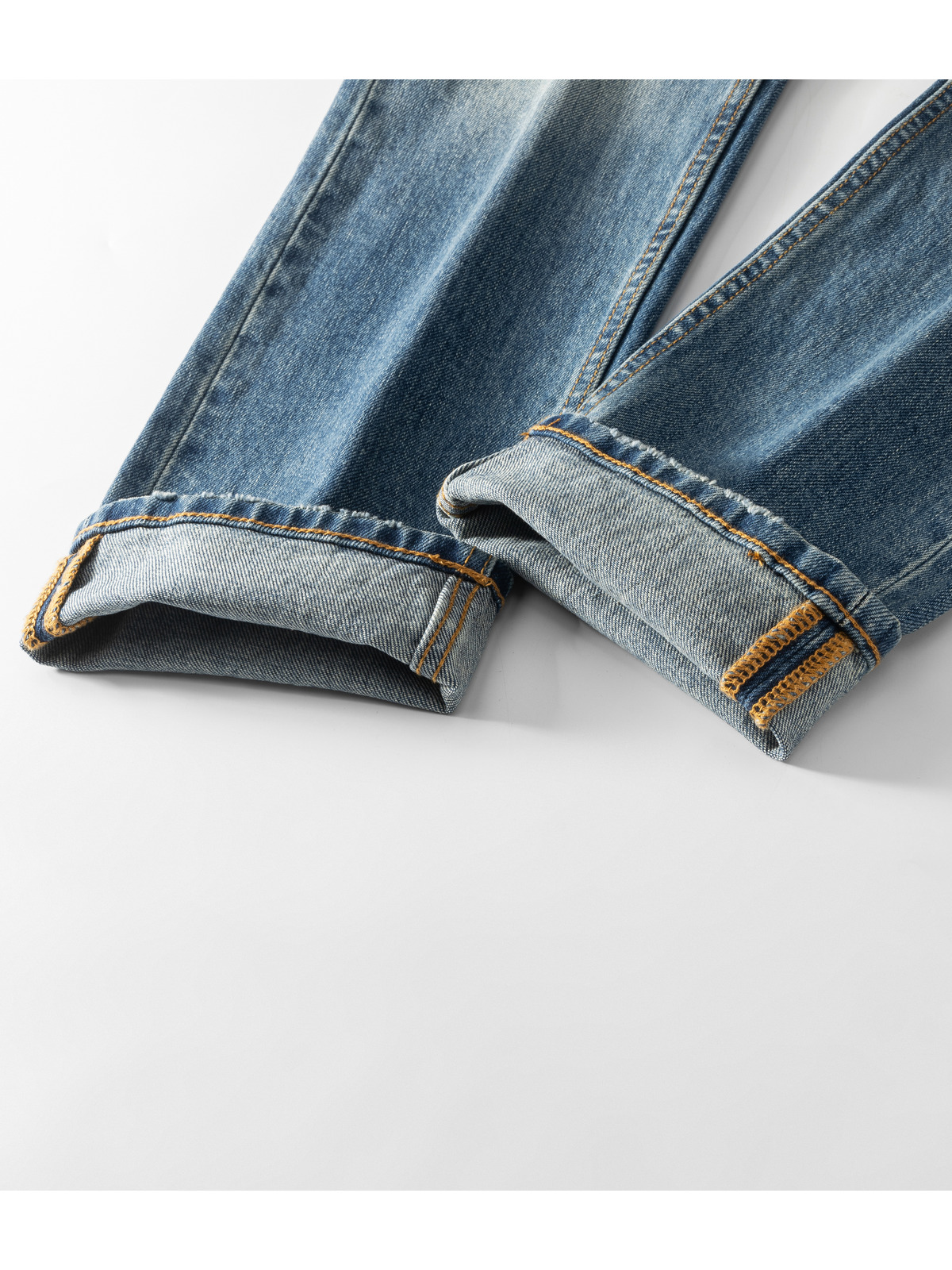 Hem detail